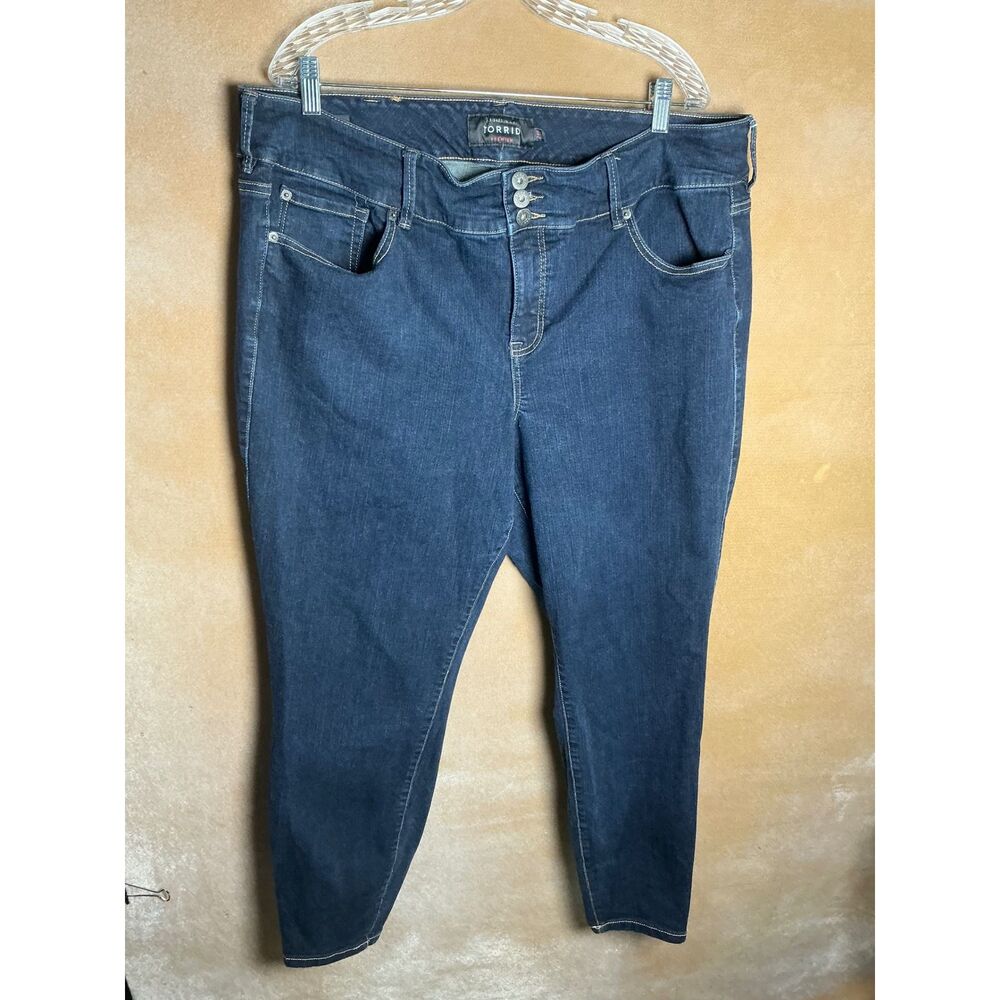 Torrid Premium Dark Wash Denim Jeans Button Fly‎ Bootcut Size 24W